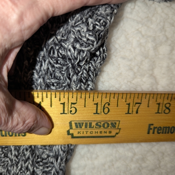 Liz Claiborne Black and White Cowl Turtleneck Sweater - Picture 6 of 7